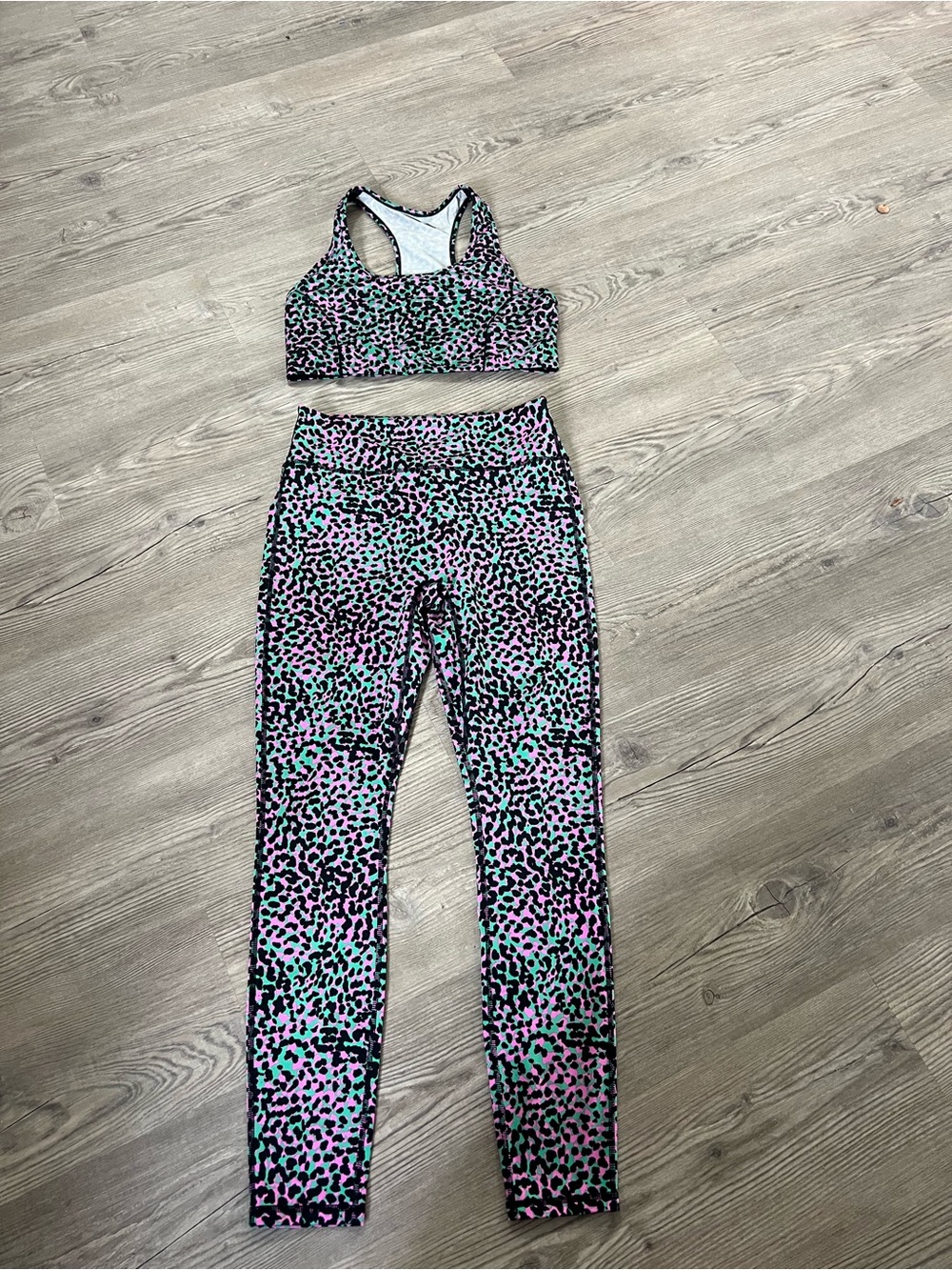 Fabletics Leopard Print High-Waist Leggings & Sports Bra Set - Pink/green